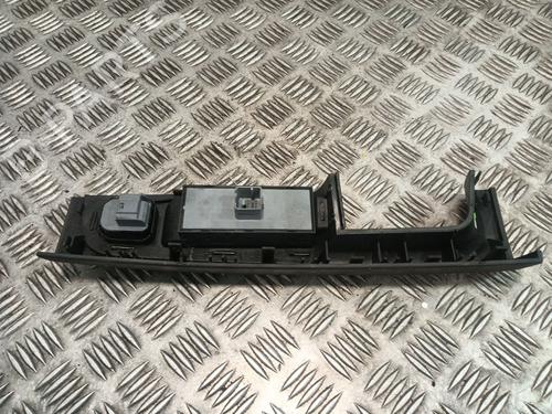 Left front window switch SKODA SUPERB II Estate (3T5) 2.0 TDI 16V | BP37646252I27 - Image 2