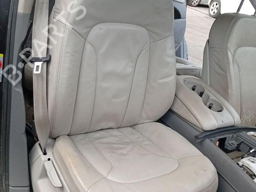 Used Right front seat Right front seat AUDI Q7 (4LB) 3.0 TDI quattro (233 hp) 39649501 39649501