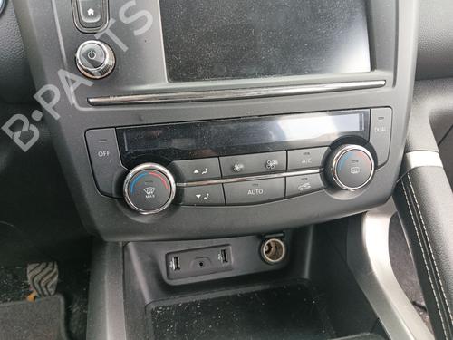 Used Climate control Climate control 39142473 39142473
