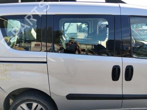 Used Right slide door Right slide door OPEL COMBO Box Body/MPV (X12) 1.3 CDTI (B05) (95 hp) 39945286 39945286