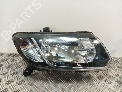 right-headlight-dacia-sandero-ii-2012-33233284 main image