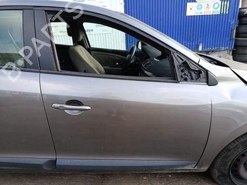 Right front door RENAULT MEGANE III Hatchback (BZ0/1_, B3_)  BP29385205C3
