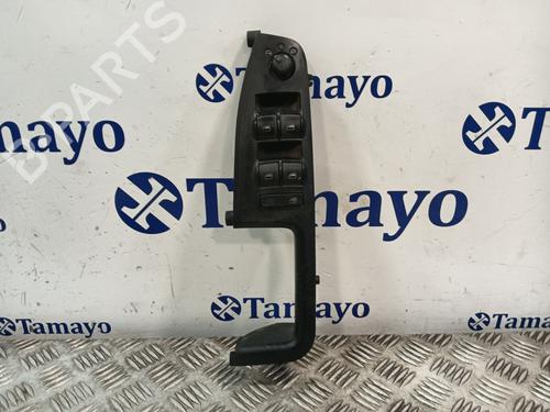 Venstre fortil elrude kontakt AUDI A4 B7 Avant (8ED) 2.0 TDI 16V (140 hp) 32710071