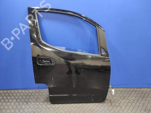 Used Right front door NISSAN NV200 / EVALIA Bus [2010-2025]  13467134