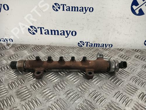 Used Injection rail TOYOTA AVENSIS Saloon (_T27_) [2008-2018]  31338286