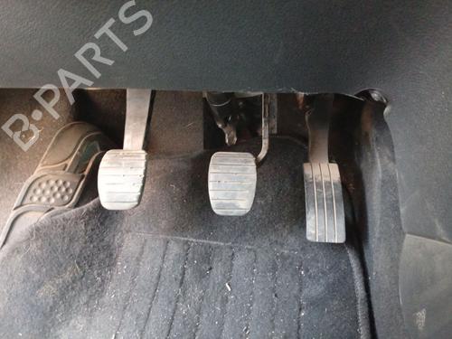 Used Pedal Pedal DACIA LOGAN II TCe 90 (L8MA, L8M1, L8AC) (90 hp) 34099785 34099785