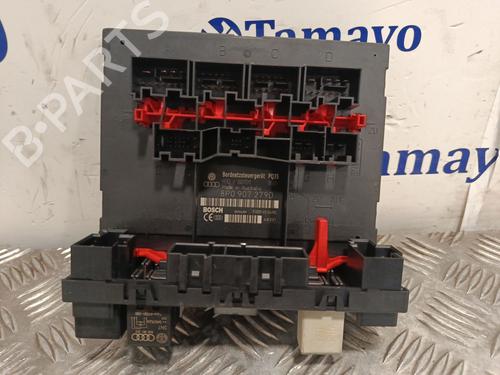 Sicherungskasten für AUDI A3 (8P1) 1.9 TDI (105 hp) 31811066