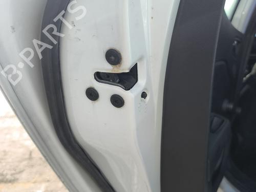 venstre-bak-las-renault-clio-v-b7_-2019-39503173 main image