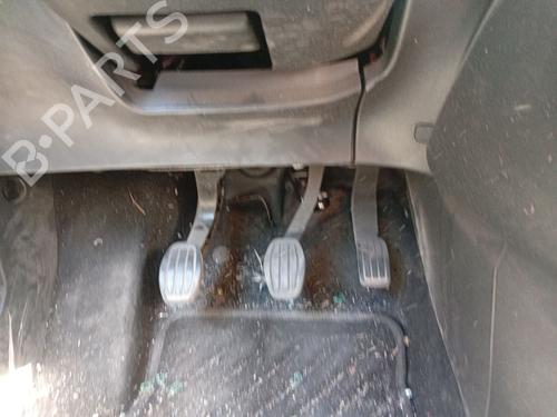 Used Break pedal Break pedal 37418349 37418349