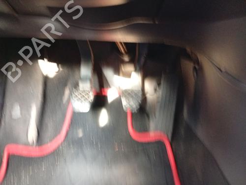 Used Clutch pedal Clutch pedal 37646249 37646249