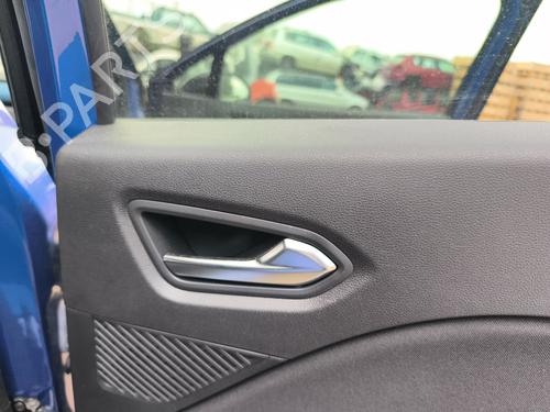 Used Rear right interior door handle Rear right interior door handle 39147948 39147948