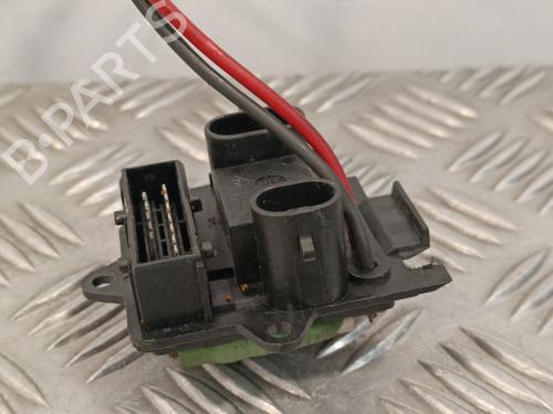 Used Heater resistor RENAULT TRAFIC II Van (FL) [2001-2025]  17108357