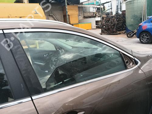 front-right-door-window-renault-kadjar-ha_-hl_-2015-34446343 main image