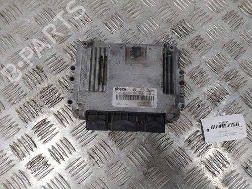 engine-control-unit-ecu-renault-trafic-ii-bus-jl-2001-39945213 main image
