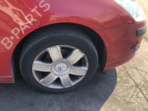 Used Right front steering knuckle Right front steering knuckle PEUGEOT 206 Hatchback (2A/C) 1.4 HDi (69 hp) 39992551 39992551