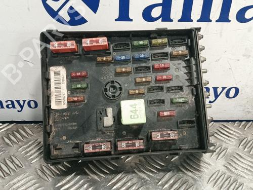 Used Fuse box VW PASSAT B6 Variant (3C5) 2.0 TDI 16V (140 hp) 29418388
