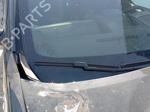 Used Front windshield wiper arm Front windshield wiper arm 36775702 36775702