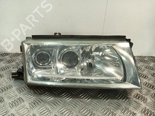Used Right headlight Right headlight SKODA OCTAVIA I Combi (1U5) 1.9 TDI (100 hp) 34446323 34446323