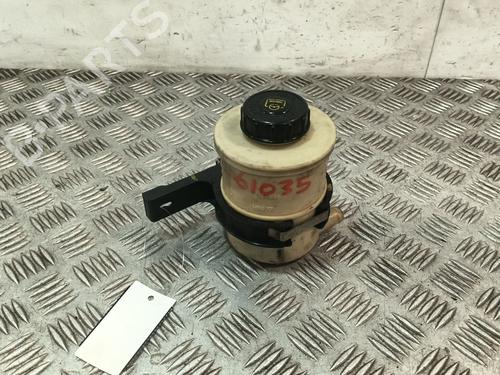 Used Power steering reservoir Power steering reservoir RENAULT MASTER III Van (FV) 2.3 dCi 145 FWD (FV0E, FV0F, FV0H, FV02, FV0M, FV0S,... (146 hp) 40089399 40089399