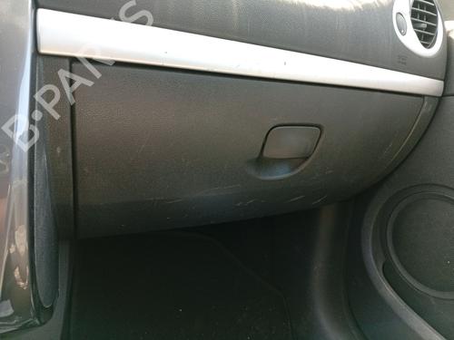Vano posta oggetti Vano posta oggetti RENAULT CLIO III (BR0/1, CR0/1) 1.5 dCi (75 hp) 36529921 36529921