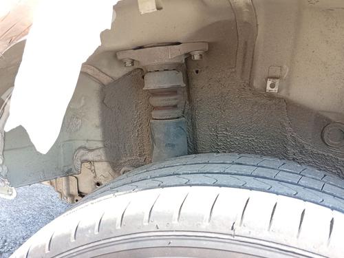 right-rear-shock-absorber-kia-carens-iv-2013-35901602 main image