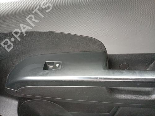 right-front-window-switch-chevrolet-aveo-hatchback-t300-2011-32125109 main image