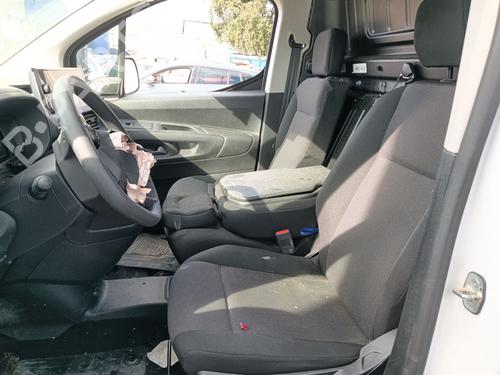 Front left panel TOYOTA PROACE CITY Box Body/MPV (BPZ_) 1.5 D-4D 100 (BPZM) | BP40184675C58 - Image 12
