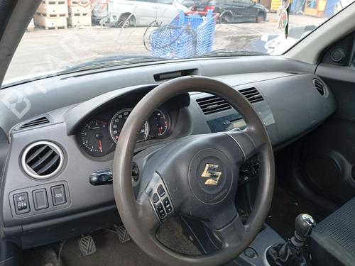 Instrumentbræt Instrumentbræt SUZUKI SWIFT III (MZ, EZ) 1.3 DDiS (RS413D) (69 hp) 35751575 35751575