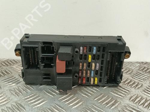 Used Fuse box Fuse box IVECO DAILY IV Van 65C18 (176 hp) 33055105 33055105