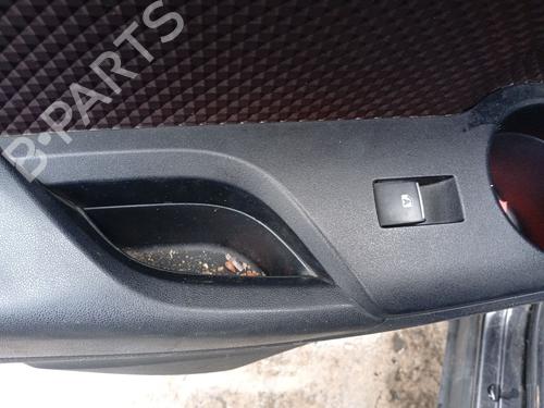Used Left rear window switch TOYOTA C-HR (_X1_) 1.8 Hybrid (ZYX10_, ZYX11_) (98 hp) 32015025