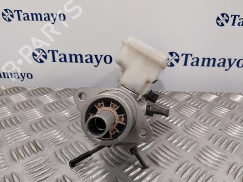 Used Brake master cylinder TOYOTA COROLLA Verso (ZER_, ZZE12_, R1_) 2.2 D-4D (AUR10_, AUR10R) (177 hp) 16651064