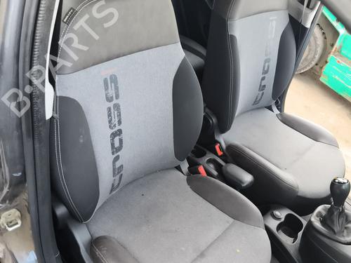 right-front-seat-fiat-panda-312_-319_-2012-40089230 main image