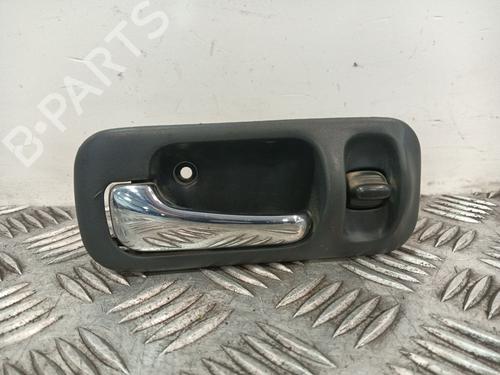 Used Front left interior door handle Front left interior door handle HONDA CR-V I (RD) 2.0 16V 4WD (RD1, RD3) (128 hp) 34568607 34568607