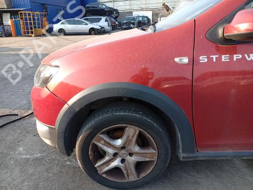 Forskærm venstre Forskærm venstre DACIA SANDERO II TCe 90 (B8M1, B8MA, B8AC) (90 hp) 33965411 33965411