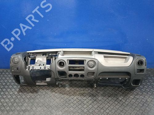 Used Dashboard RENAULT MASTER III Van (FV) 2.3 dCi 125 FWD (FV0C, FV0D, FV0G, FV0H, FV0J, FV0K,... (125 hp) 31070681