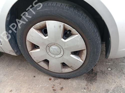 Used Right front brake caliper Right front brake caliper SUZUKI SWIFT III (MZ, EZ) 1.3 DDiS (RS413D) (69 hp) 35751804 35751804