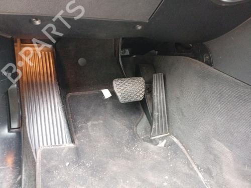 Used Break pedal Break pedal BMW X3 (E83) 3.0 d (218 hp) 40088782 40088782