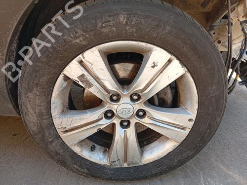 Used Right front steering knuckle Right front steering knuckle KIA SPORTAGE III (SL) 1.6 GDI (135 hp) 35980700 35980700