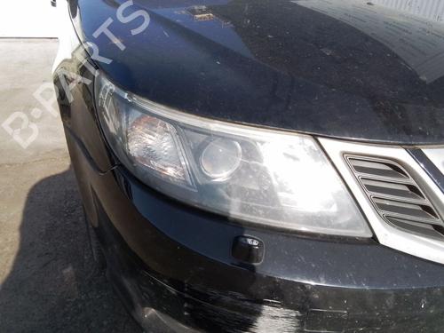 Used Right headlight SAAB 9-3 Estate (E50) 1.9 TiD (150 hp) 28713492
