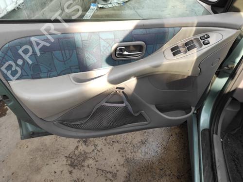 Left front steering knuckle NISSAN ALMERA TINO (V10) 1.8 | BP15883099M25 