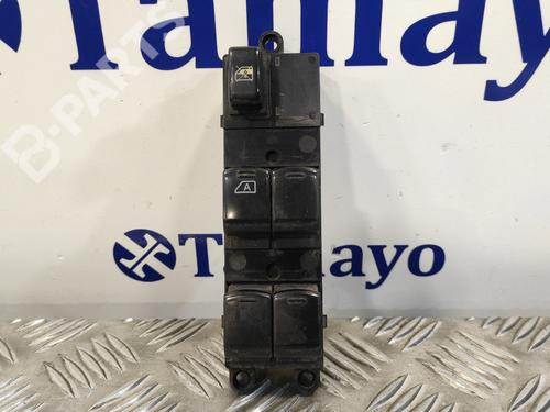 Left front window switch NISSAN PATHFINDER III (R51) 2.5 dCi 4WD (171 hp) 12119479