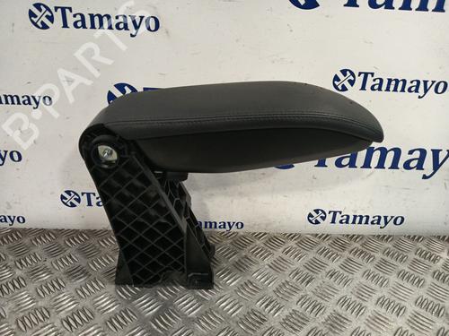 Armlæn PEUGEOT 208 I (CA_, CC_) 1.6 VTi (120 hp) 31137213