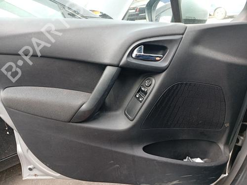 Forreste venstre beklædning Forreste venstre beklædning CITROËN C3 II (SC_) 1.4 HDi 70 (SC8HZC, SC8HR0, SC8HP4) (68 hp) 36491742 36491742