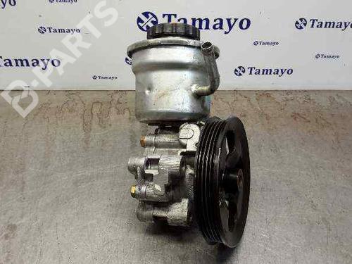 Used Steering pump TOYOTA YARIS (_P1_) 1.0 (SCP10_, SCP10R) (68 hp) 6335574