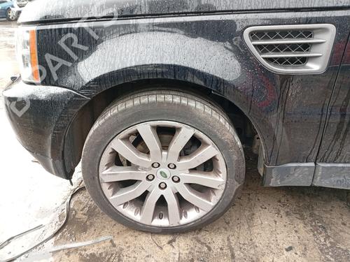 Used Left front steering knuckle Left front steering knuckle LAND ROVER RANGE ROVER SPORT I (L320) 2.7 D 4x4 (190 hp) 32781691 32781691