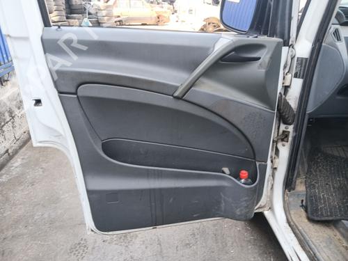 Right front door MERCEDES-BENZ VITO / MIXTO Van (W639) 111 CDI (639.601, 639.603, 639.605) | BP29383936C3 