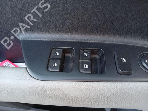 Used Left front window switch Left front window switch KIA STONIC (YB) 1.0 T-GDi (120 hp) 36668214 36668214