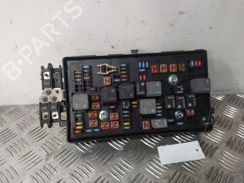 Used Fuse box Fuse box 39499601 39499601
