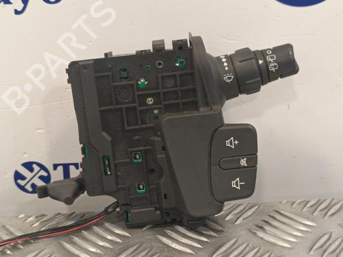 Used Steering column stalk RENAULT SCÉNIC II (JM0/1_) 1.5 dCi (JM02, JM13) (101 hp) 16768013