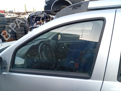 Used Front left door window Front left door window 37447411 37447411